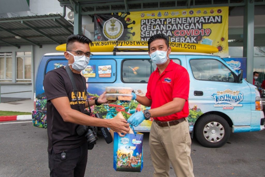 Feeding the Homeless and Sharing the Joy of Buka Puasa