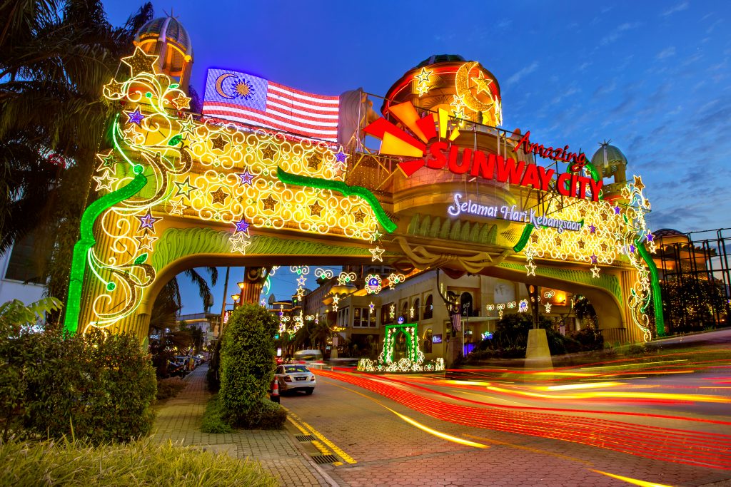 Bask in Spectacular Festive Streetlights at Sunway City