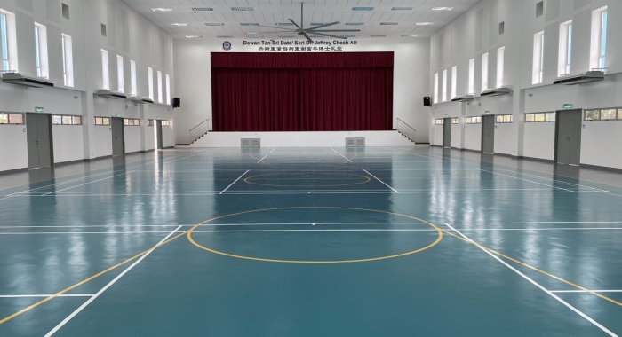 First look into SJK (C) Cheah Fah’s indoor sports court which doubles as the institution’s second multi-purpose hall whenever necessary