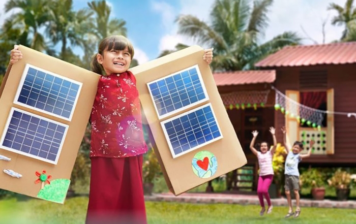 Sunway Group’s Raya 2022 festive key visual centres around young Aida who is inspired by Sunway’s net zero efforts and devised her own solution to keep the Raya spirit going