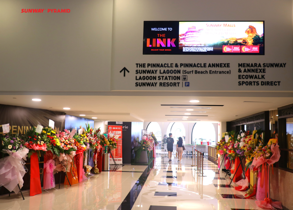 Wide angle shot of The Link at Sunway Pyramid