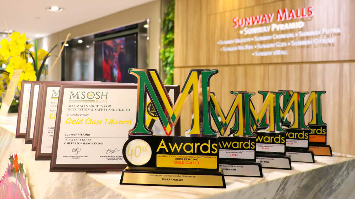 A line of MSOSH Awards at the Sunway Malls office