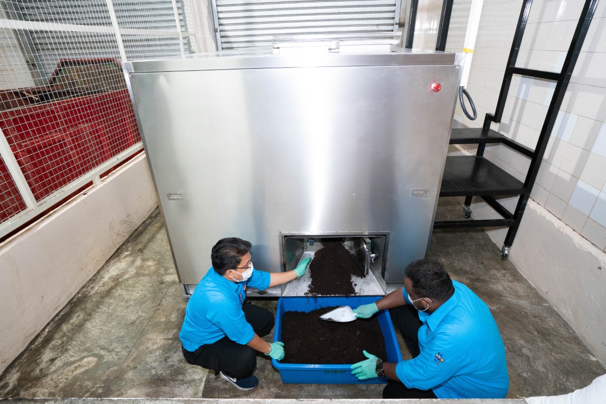 Compost machine in SCKL