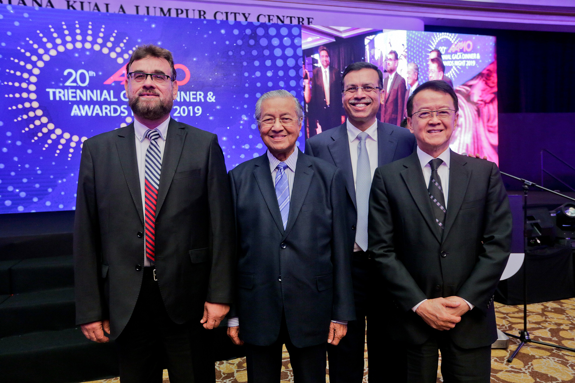 Tan Sri Dr Jeffrey Cheah Conferred AAMO Asian Leadership Award