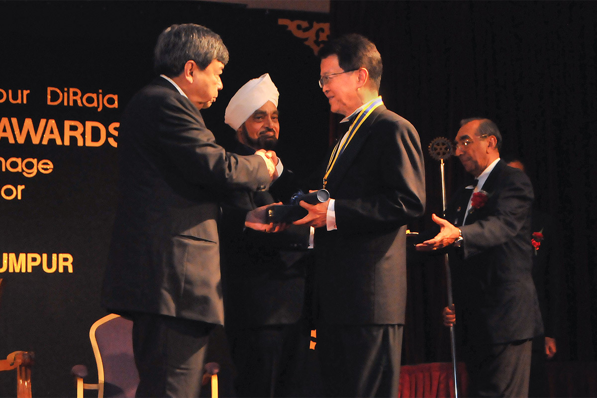 2012-Awarded Honorary Gold Award from the Royal Rotary Club of Kuala Lumpur in recognition of his leadership and development of education and research in Malaysia