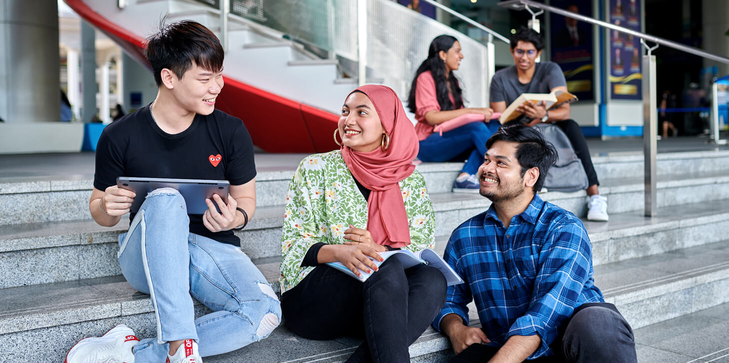 The Sunway Scholarship is open to everyone aged 25 years and below, including eligible Sunway employees and dependants.