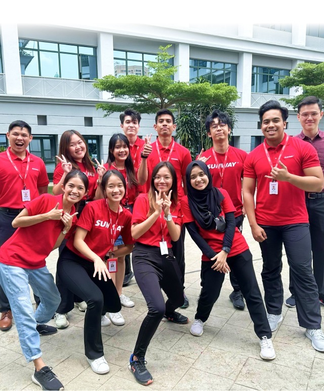 The Sunway Management Associate Programme is a two-year programme for recent graduates with demonstrated academic excellence and leadership traits.